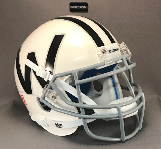 CHICAGO WINDS 1975 first 4 games mini football helmet